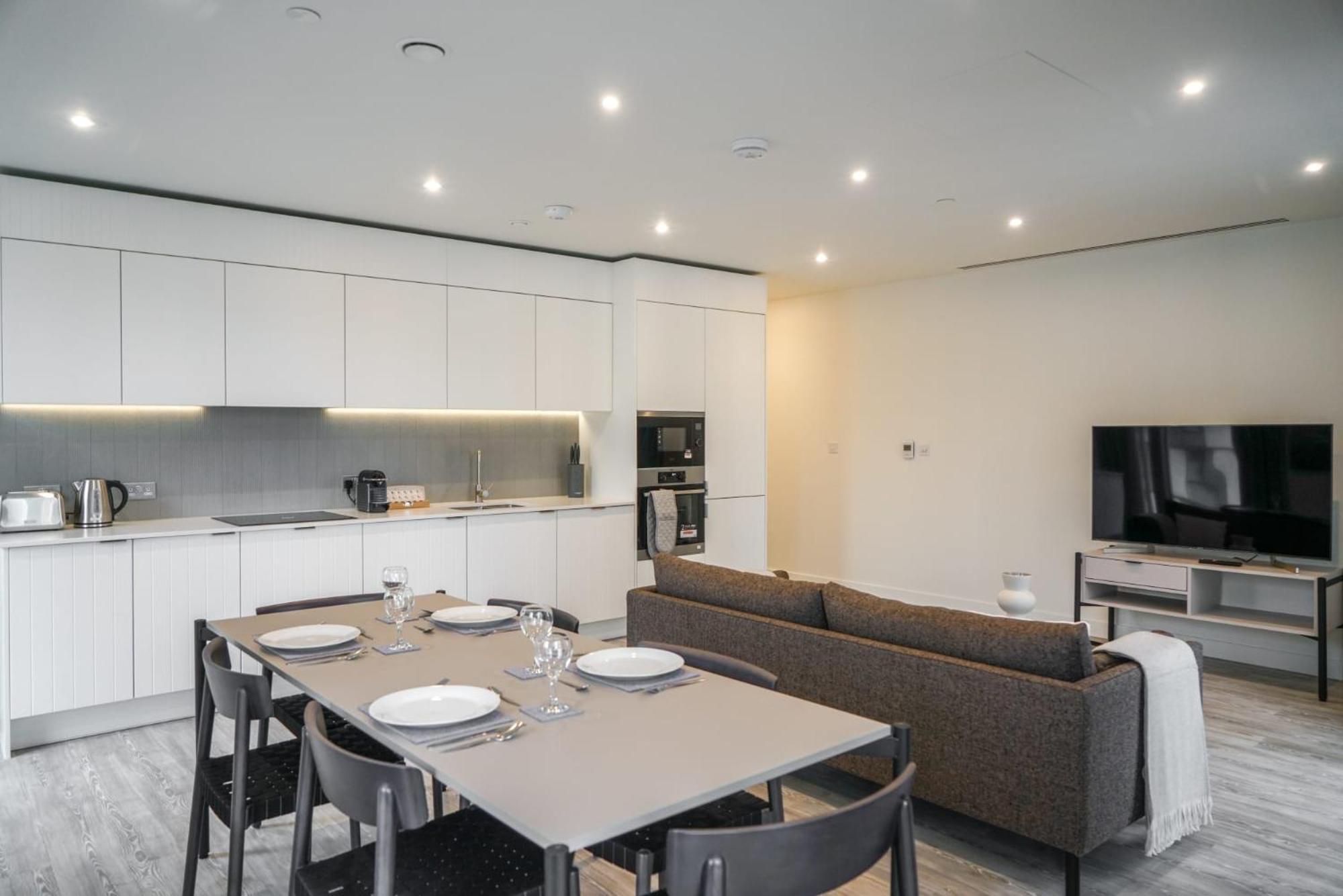 Coppermaker Square In Stratford Aparthotel Londra Exterior foto